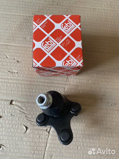 Опора шаровая левая VW Tiguan pq35 febi