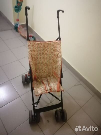 Прогулочная коляска трость