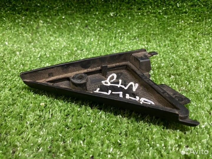 Заглушка зеркала бокового Mitsubishi Galant 8 4G64