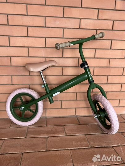 Беговел для девочки Happy Baby