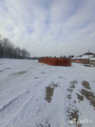 Кирпич красный пустотелый