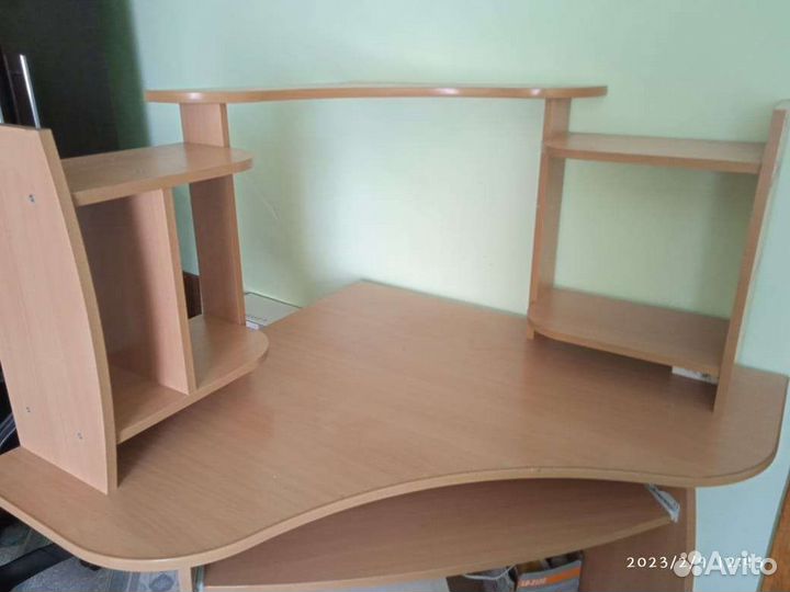 Компьютерный стол, угловой