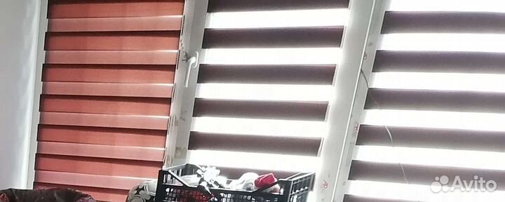 Жалюзи и рулонные шторы на окна