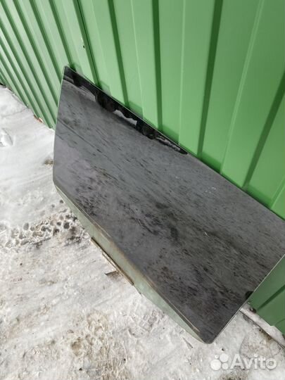 Стекло заднее левое УАЗ Патриот