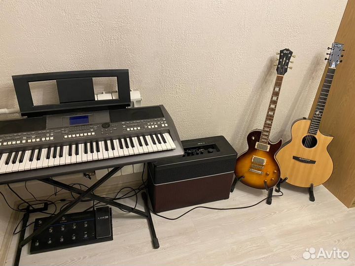 Комбик Amplifi 150, гитара Cort CR280, Line 6 FBV3