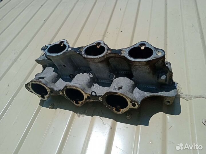 Впускной коллектор infiniti G35 VQ35HR V36