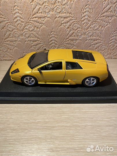 Коллекционные машинки Lamborghini Urago