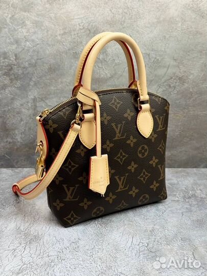 Сумка Louis Vuitton Lockit BB