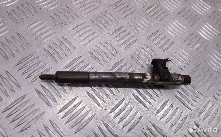 Форсунка топливная Mercedes-Benz C-Class