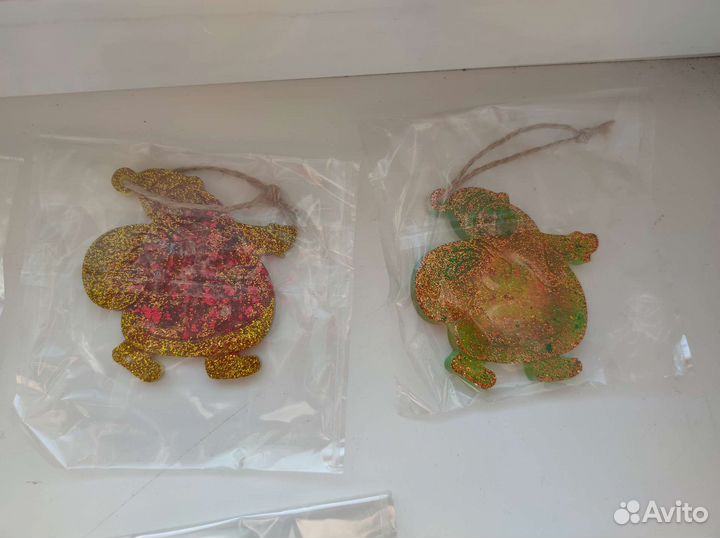 Елочные игрушки из эпоксидной смолы
