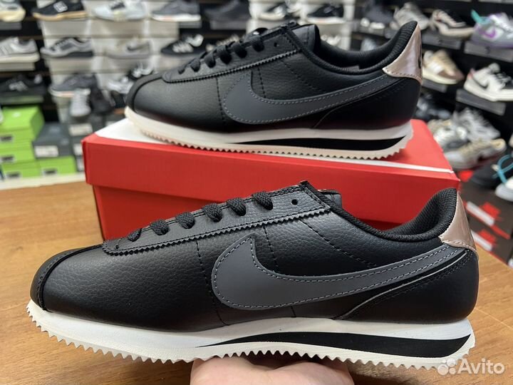 Кроссовки мужские новые найк nike cortez белые