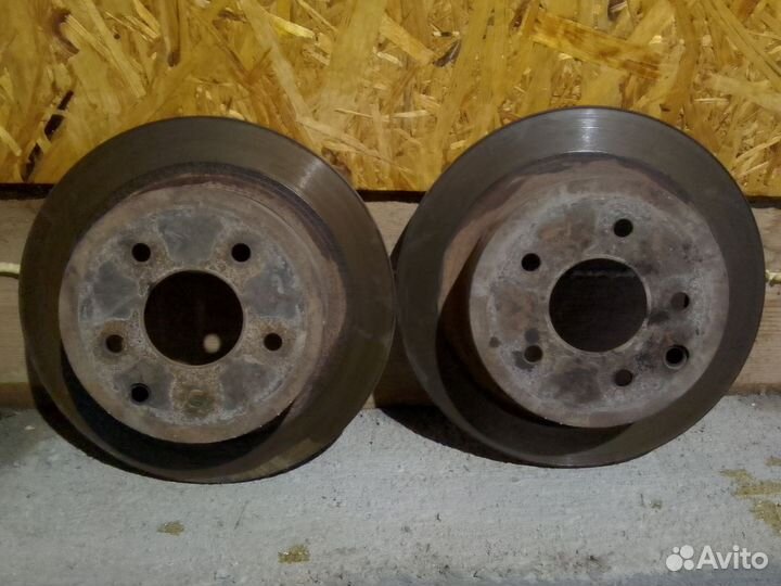 Диски тормозные задние на Ниссан qashqai j10