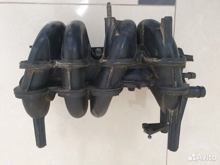 Коллектор впускной Renault Logan K7M