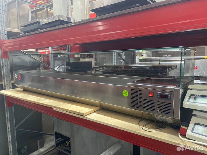 Витрина настольная