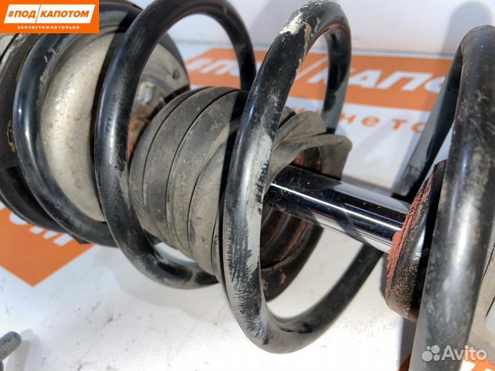 Стойка амортизатора передняя правая BMW 3 E90 2005