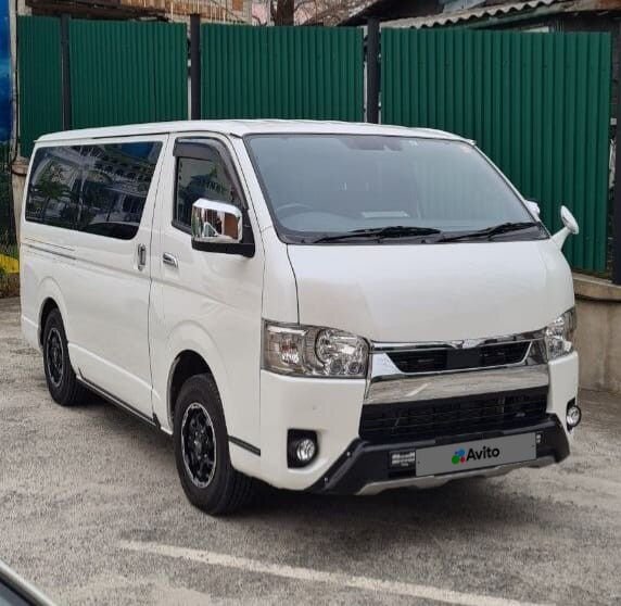 Toyota Hiace: фото владельца
