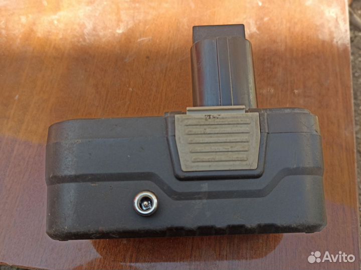 Батарейки для шуруповерта Интерскол 18