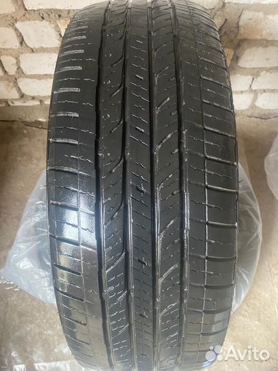 Bridgestone Dueler H/T 843 215/60 R17 96H