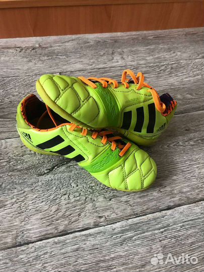 Футбольные сороконожки adidas