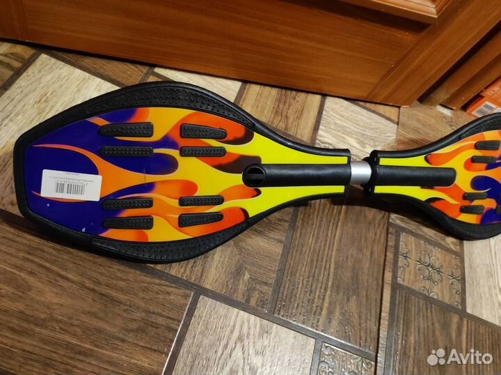 Скейтборд, роллерсерф