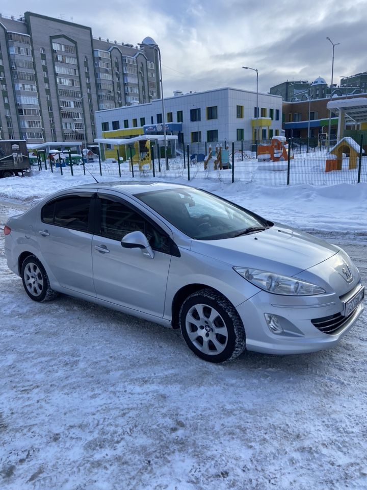 Peugeot 408: фото владельца