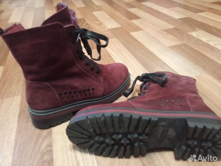 Ботинки женские