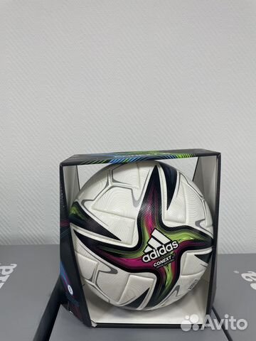 Мяч футбольный профессиональный Adidas