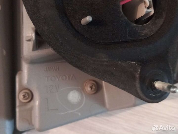 Фонарь(стоп сигнал)задний левый на Филдер