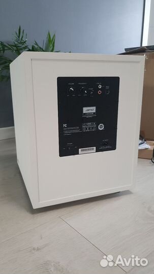 Сабвуфер Jamo C 910 SUB Matte white