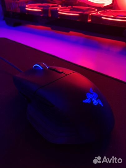 Игровая мышь Razer Basilisk
