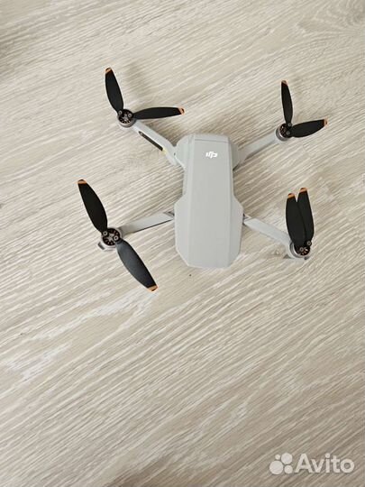 Квадрокоптер dji mini 2 fly more combo
