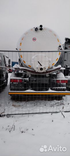 Мв-15 howo T5G (6х4, шасси 4600) (вакуумная машина