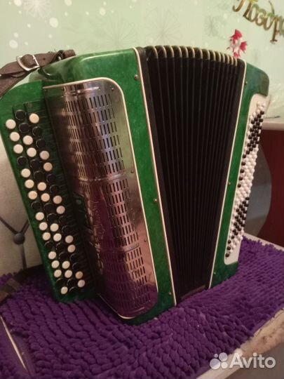 Баян Мелодия. Видео есть