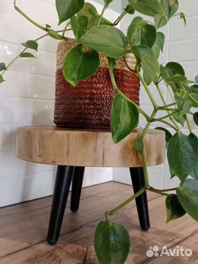 Подставка для цветов лофт