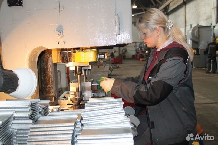 Работники на производство. М/Ж