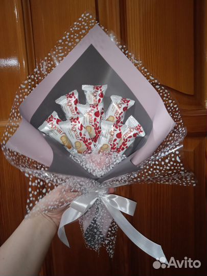 Сладкие букеты из конфет