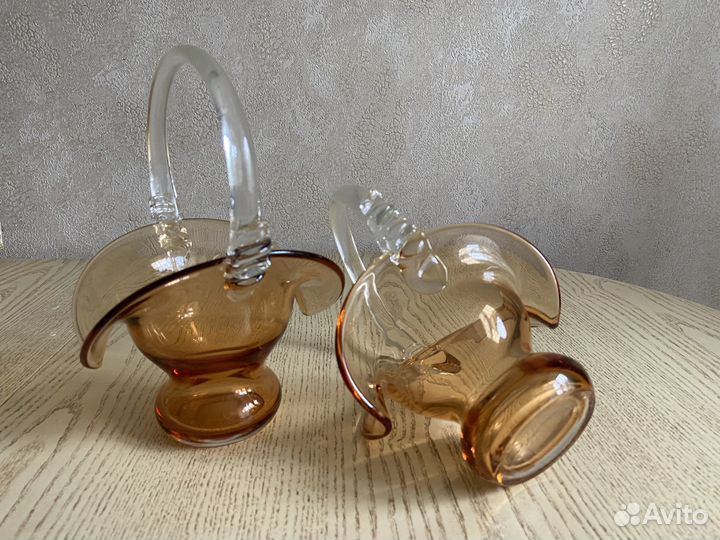 Ваза- конфетница в форме корзинки Чехословакия