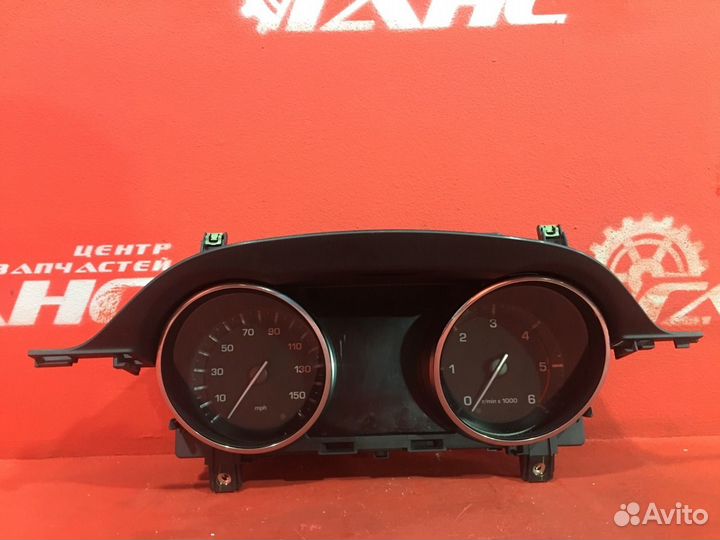 Щиток приборов Land Rover Discovery Sport SUV