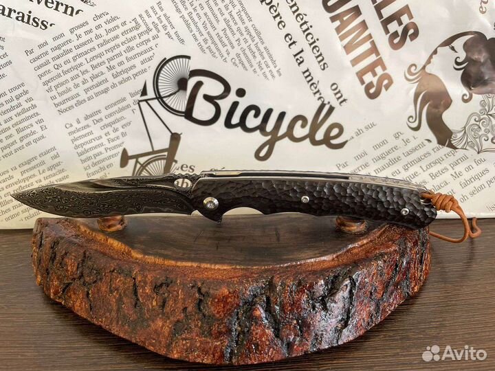 Складной нож из дамасской стали