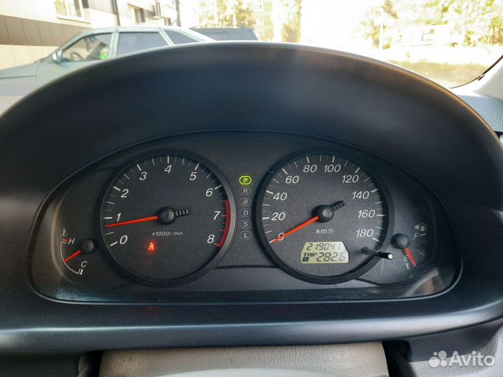 Mazda Demio 1.3 AT, 2002, 219 000 км