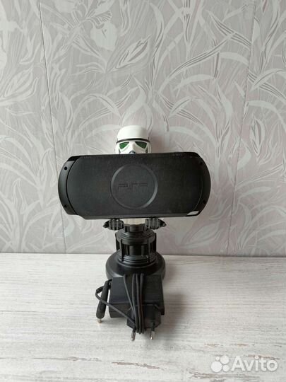 Sony psp e1008 100 игр прошитая