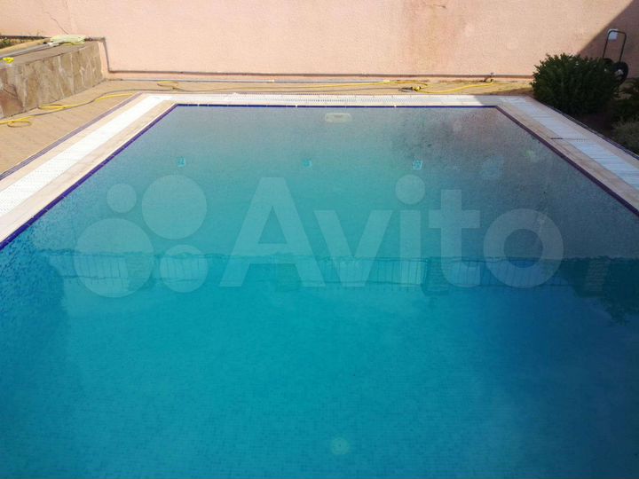 Дом 213 м² на участке 7,5 сот.