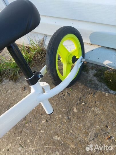 Беговел btwin runride 100