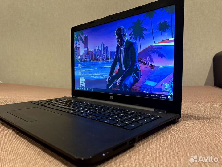 Быстрый нoутбук HP E2-9000e/8gb/Radeon R2 Graphics