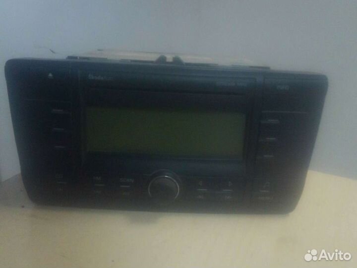 Штатная магнитола Skoda Octavia A5