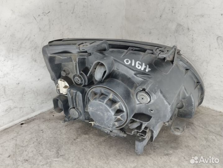 Фара левая KIA Carens 2002 - 2006 год