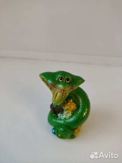 Змейка сувенир, высота 7 см. Символ 2025 года