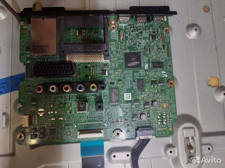 Плата от телевизора Samsung ue32f5020ak