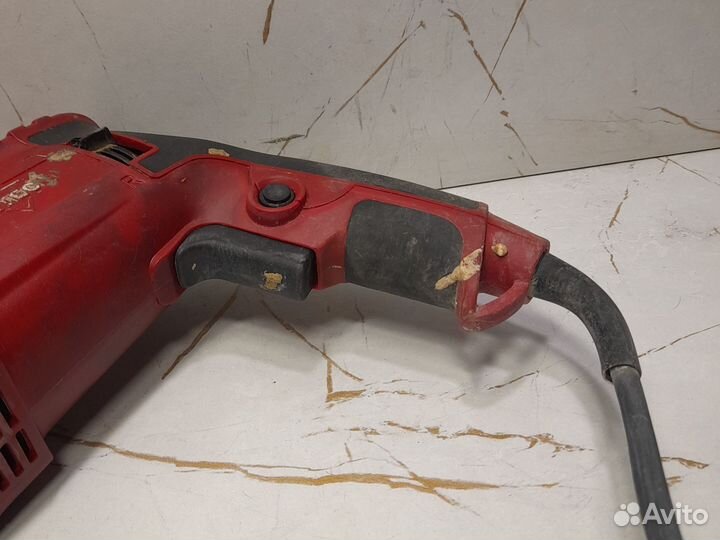 Перфоратор elitech П 0826рэм с дефектом