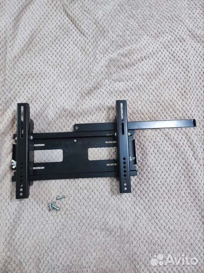 Кронштейн для телевизора на стену универсальный